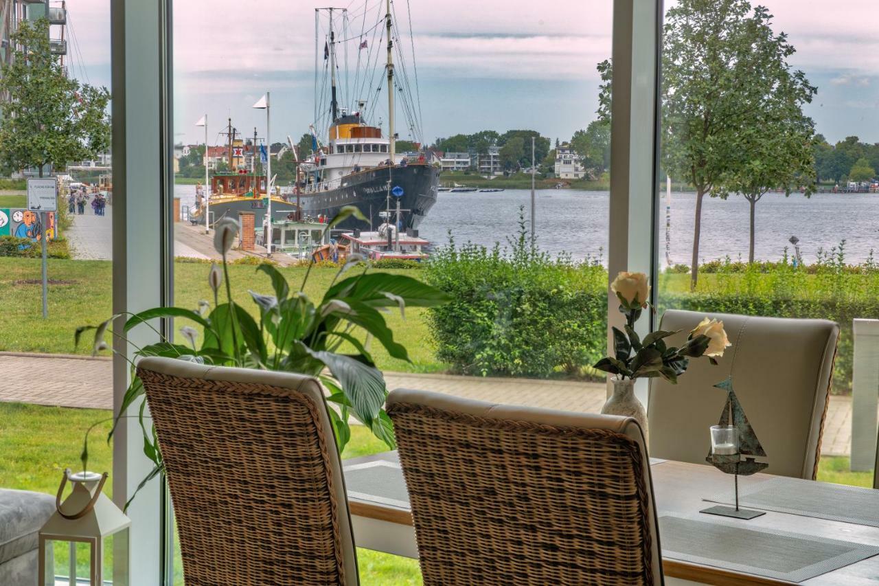 "Myharbourfront", Luxurioeses Wohnen An Der Hafenmole Apartamento Rostock Exterior foto