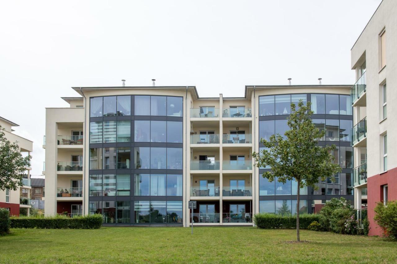 "Myharbourfront", Luxurioeses Wohnen An Der Hafenmole Apartamento Rostock Exterior foto